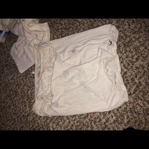 Hollister sleeveless shirt